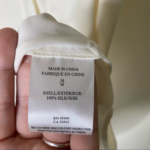 Theory White Sleeveless Blouse - Picture 5 of 7